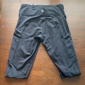 black lulu lemon leggings